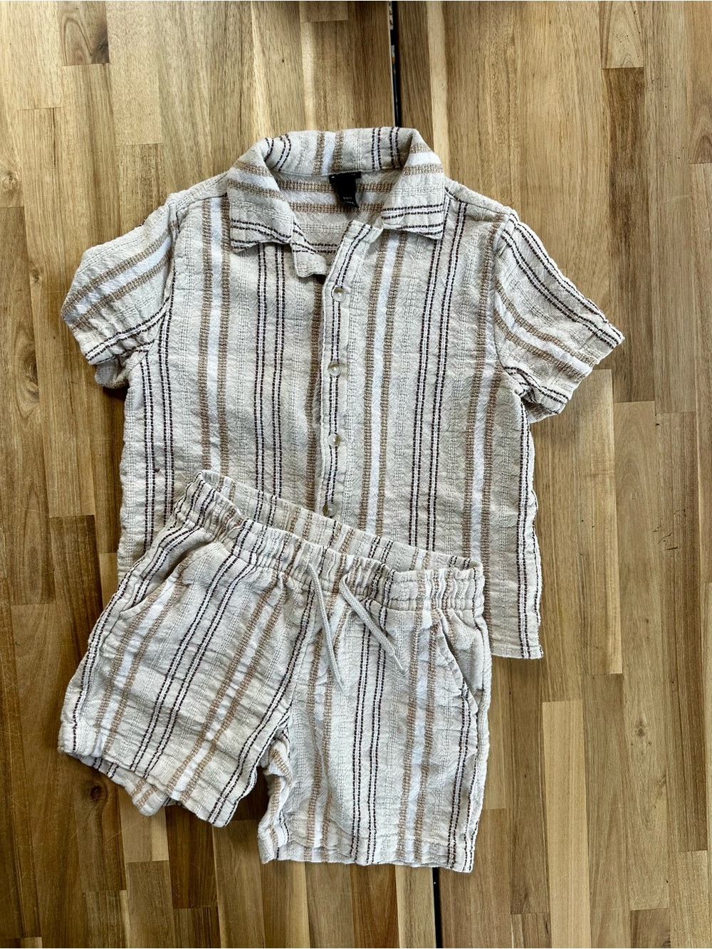 art class Cream Short-Sleeve Button-Down Top and Matching Striped Shorts